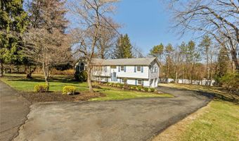 20 Dale Rd, Airmont, NY 10952