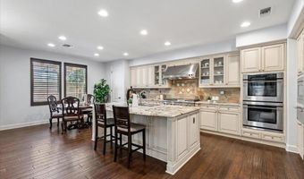 6839 Helenite Pl, Carlsbad, CA 92009