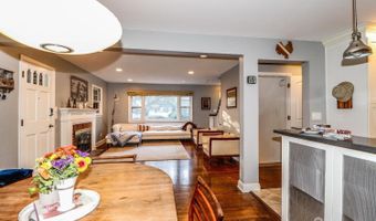 82 Kempson Pl, Metuchen, NJ 08840