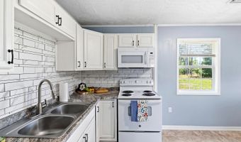 209 Stevens St, Appomattox, VA 24522