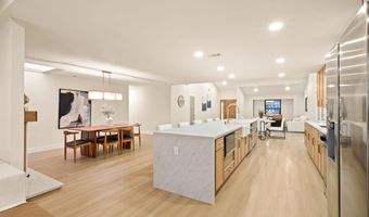 3985 Syme Dr, Carlsbad, CA 92008
