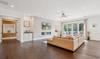 22979 HOMESTEAD LANDING Ct, Ashburn, VA 20148