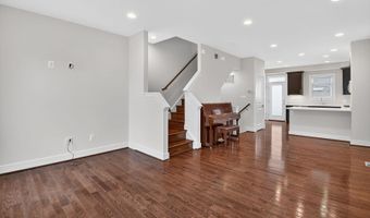 2855 CHANCELLORS Way NE, Washington, DC 20017