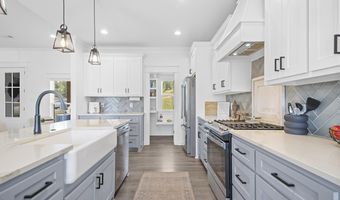 4161 Hampton Dr, Benton, AR 72019