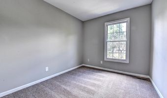 43485 PLANTATION Ter, Ashburn, VA 20147