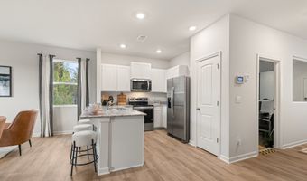 5989 SKYLAR Dr, Atlanta, GA 30336