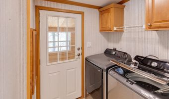 14 Lloyd St, Campton, NH 03223