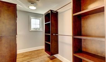 53 White Ave, East Providence, RI 02915