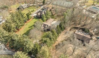 853 Fairway Dr, Alliance, OH 44601