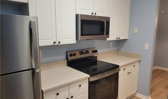 3297 S COLLEGE St S C102, Auburn, AL 36830