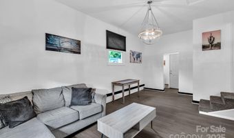 4930 Crestmont Dr, Charlotte, NC 28205