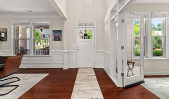 337 Spotted Ridge Cir, Woodstock, GA 30188