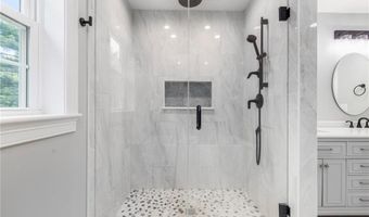 59 Club House Rd, Coventry, RI 02816