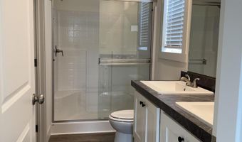1 Corral Ln #38, Ashland, OR 97520