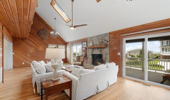 413 Club Colony Dr, Atlantic Beach, NC 28512