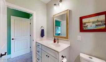 708 N Sunset St, Atkinson, NC 28421
