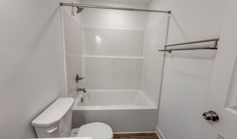 339 W 2nd St, Anderson, IN 46016