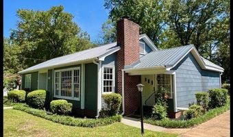 202 Bates St, Batesville, MS 38606