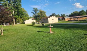 1015 W 4th St, Bicknell, IN 47512