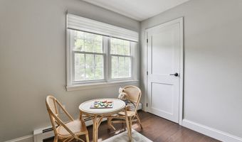 9 Edinburgh Dr, Bedford, NH 03110
