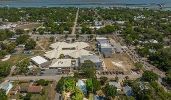 100 14th St, Apalachicola, FL 32320