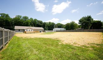 806 LYNNBURY WOODS, Dover, DE 19901