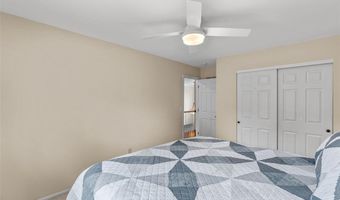 2535 Barrett Springs Dr, Ballwin, MO 63021