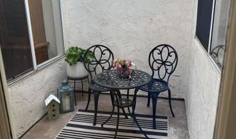 8925 Circle R View Ln, Escondido, CA 92026