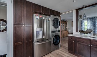 16 Bethune St, Alexandria Bay, NY 13607