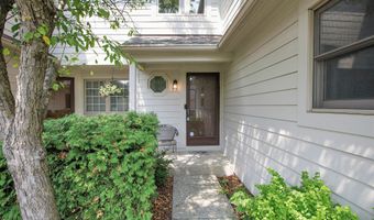 3356 Breckland Ct, Ann Arbor, MI 48108
