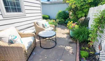 10550 SE 70th Ave 8, Milwaukie, OR 97222