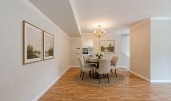 4627 LOGSDON Dr 51, Annandale, VA 22003