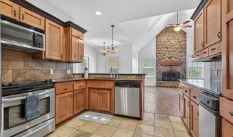1415 Thomas Hl, Alma, AR 72921