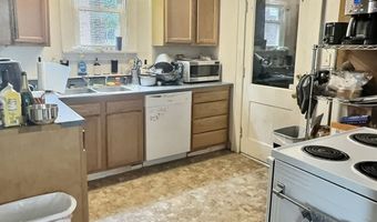 14 S High St, Athens, OH 45701