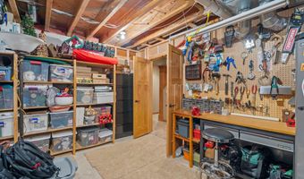4309 Colleen Ct, Arden Hills, MN 55112