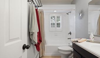 4534 LA SALLE Ave, Alexandria, VA 22304