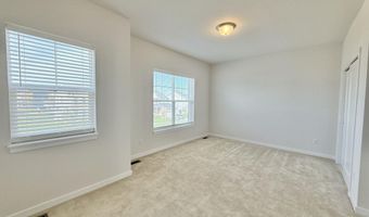 6394 S Trailwoods Dr, Ann Arbor, MI 48103