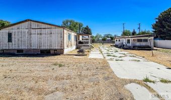 635 Thelma Ave, Arco, ID 83213