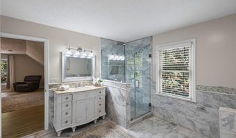 4163 Glen Meadow Dr, Peachtree Corners, GA 30092