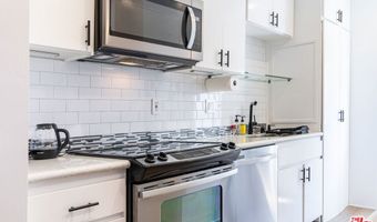 7250 Franklin Avenue 512, Los Angeles, CA 90046