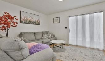 24 Suffolk Ct, Bedford, NH 03110