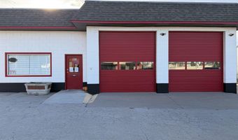 803 W LINCOLNWAY, Cheyenne, WY 82001