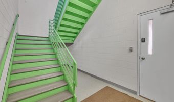 329 W Main St, Abingdon, VA 24210