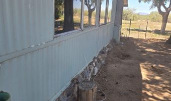 23990 W Coleman Dr, Congress, AZ 85332