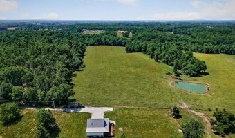 8495 Baxter Rd, Baxter, TN 38544
