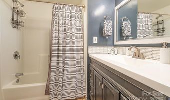 33 Carolina Ln, Asheville, NC 28801