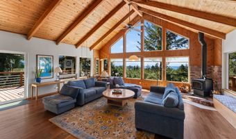 15870 PELICAN BAY Dr, Brookings, OR 97415