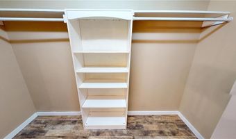 705 Glenview Dr, Albert Lea, MN 56007