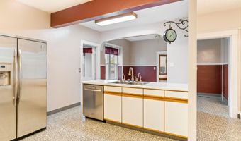 835 Harding St, Belle Fourche, SD 57717