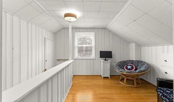 8904 Becker Ave, Allen Park, MI 48101
